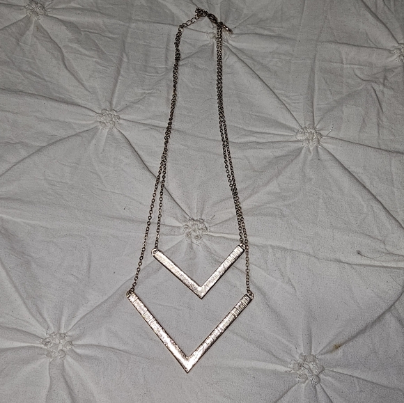 Golden and Glittery Geometric Necklace - Picture 4 of 4